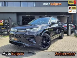 Zwart Gebruikt 2024 VW Tiguan Business SUV | € 50.950 (Eerlijke prijs)