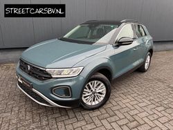 Blauw, metallic lak Gebruikt 2022 VW T-Roc SUV | € 24.950 (Super prijs)