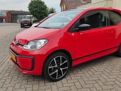 Rood Gebruikt 2019 VW up! move up! Hatchback | € 8.995 (Eerlijke prijs)