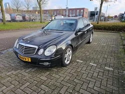 Zwart Gebruikt 2009 Mercedes E220 Avantgarde Sedan | € 5.750 (Super prijs)