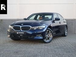 Blauw Gebruikt 2020 BMW 330 Executive Sedan | € 33.900 (Super prijs)