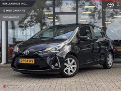 Zwart Gebruikt 2018 Toyota Yaris Hybrid Active Hatchback | € 15.995 (Eerlijke prijs)
