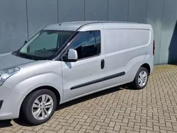 Zilver Gebruikt 2017 Opel Combo Sport MPV | € 5.500 (Eerlijke prijs)