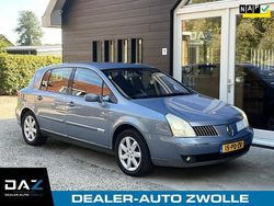 Blauw Gebruikt 2004 Renault Vel Satis Hatchback | € 4.945