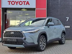 Grijs Nieuw 2025 Toyota Corolla Cross Style SUV | € 43.119 (Eerlijke prijs)