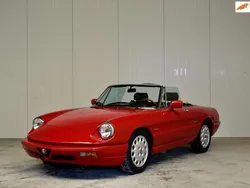 Rood Gebruikt 1992 Alfa Romeo Spider Cabriolet | € 20.499