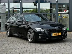 Zwart Gebruikt 2018 BMW 330 Sedan | € 20.950 (Super prijs)