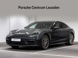 Grijs, metallic lak Gebruikt 2021 Porsche Panamera 4S Sedan | € 89.900 (Super prijs)