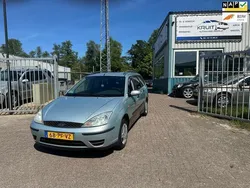 Groen Gebruikt 2004 Ford Focus Ambiente Stationwagen | € 445 (Goede deal)