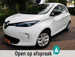 Wit Gebruikt 2018 Renault Zoe Life Hatchback | € 12.850 (Iets duurder)