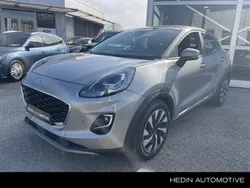 Grijs, metallic lak Gebruikt 2023 Ford Puma Titanium SUV | € 21.945 (Goede deal)