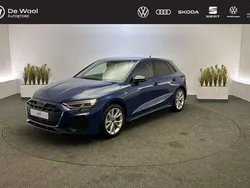 Blauw Nieuw 2025 Audi A3 Sportback e-tron S-Line Sedan | € 49.989 (Iets duurder)