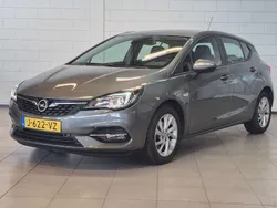 Grijs Gebruikt 2020 Opel Astra Business Edition Hatchback | € 14.400 (Eerlijke prijs)
