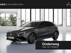 Grijs Nieuw 2025 Mercedes A180 Business Hatchback | € 46.458 (Eerlijke prijs)