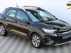 Zwart Gebruikt 2023 Kia Stonic SUV | € 23.445 (Eerlijke prijs)