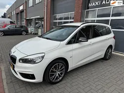 Wit Gebruikt 2016 BMW 220 Executive Stationwagen | € 20.950