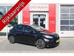 Zwart Gebruikt 2021 Toyota Yaris Limited Hatchback | € 21.500 (Eerlijke prijs)