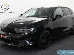 Zwart Gebruikt 2023 Opel Astra Hatchback | € 24.950 (Eerlijke prijs)