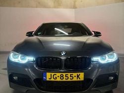 Gebruikt 2016 BMW 318 M Sport Sedan | € 17.900 (Eerlijke prijs)