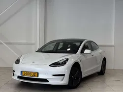 Wit Gebruikt 2020 Tesla Model 3 Standard Range Sedan | € 16.884 (Eerlijke prijs)