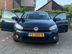 Blauw Gebruikt 2009 VW Golf VI Highline Hatchback | € 4.249 (Eerlijke prijs)