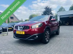 Rood Gebruikt 2013 Nissan Qashqai 360º SUV | € 7.950 (Goede deal)