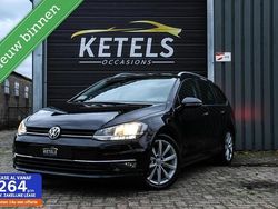 Zwart Gebruikt 2019 VW Golf VII Highline Stationwagen | € 19.750 (Goede deal)