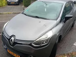 Grijs Gebruikt 2013 Renault Clio IV Expression Hatchback | € 4.250 (Goede deal)