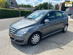 Grijs Gebruikt 2008 Mercedes B180 MPV | € 2.450 (Eerlijke prijs)