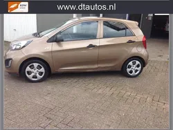 Bruin Gebruikt 2012 Kia Picanto 2 Hatchback | € 2.399 (Duur)