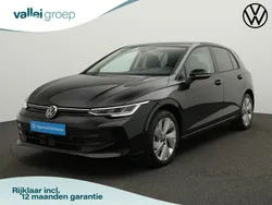 Zwart Gebruikt 2024 VW Golf VIII Edition Hatchback | € 33.900 (Eerlijke prijs)