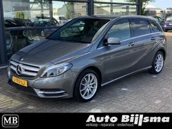 Grijs Gebruikt 2012 Mercedes B180 MPV | € 9.995 (Eerlijke prijs)