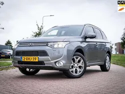 Grijs Gebruikt 2014 Mitsubishi Outlander P-HEV Edition SUV | € 10.900 (Eerlijke prijs)