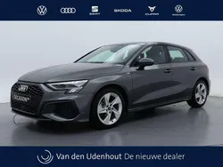Grijs Gebruikt 2023 Audi A3 Sportback S-Line Hatchback | € 28.990 (Eerlijke prijs)