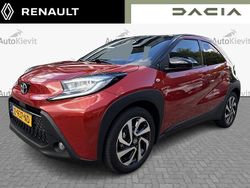 Rood Gebruikt 2024 Toyota Aygo X Pulse SUV | € 21.950