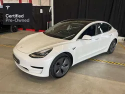 Wit Gebruikt 2020 Tesla Model 3 RWD Sedan | € 24.700 (Eerlijke prijs)