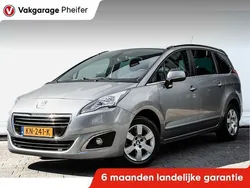Grijs Gebruikt 2016 Peugeot 5008 Style MPV | € 8.940 (Eerlijke prijs)