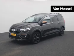 Zwart Gebruikt 2024 Dacia Jogger Extreme MPV | € 24.425 (Eerlijke prijs)