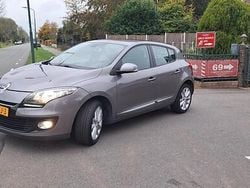 Grijs (metallic) Gebruikt 2012 Renault Mégane III Expression Hatchback | € 5.150 (Goede deal)