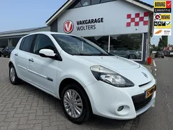 Wit Gebruikt 2010 Renault Clio II Collection Hatchback | € 5.950