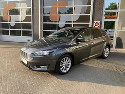 Grijs Gebruikt 2018 Ford Focus Titanium Hatchback | € 12.945 (Eerlijke prijs)