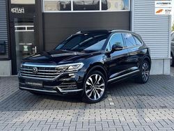 Zwart Gebruikt 2022 VW Touareg Elegance SUV | € 55.950 (Eerlijke prijs)
