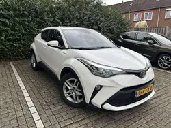 Gebruikt 2021 Toyota C-HR Business Edition SUV | € 20.990 (Goede deal)