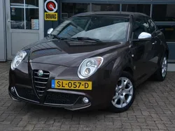 Bruin Gebruikt 2013 Alfa Romeo MiTo Hatchback | € 8.950 (Eerlijke prijs)