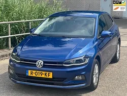Blauw Gebruikt 2020 VW Polo Highline Hatchback | € 13.950 (Goede deal)