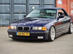 Blauw Gebruikt 1996 BMW 328 Executive Cabriolet | € 15.750