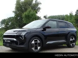 Zwart Nieuw 2025 Kia EV3 4 SUV | € 46.490