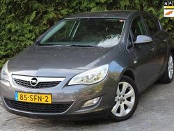 Grijs Gebruikt 2011 Opel Astra Edition Hatchback | € 3.750 (Goede deal)