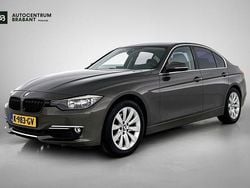 Bruin Gebruikt 2012 BMW 320 Executive Sedan | € 10.995 (Goede deal)