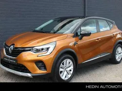 Twotone orange atacama / noir etoile Gebruikt 2020 Renault Captur Zen SUV | € 13.999 (Eerlijke prijs)